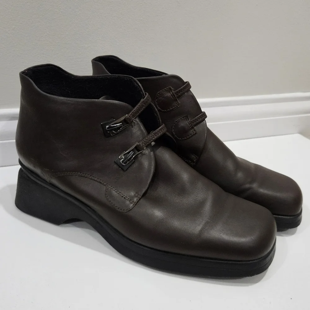 Aquatalia Mens Weatherproof Ankle Boots 10.5 Chukka Heel Brown Strap Italy